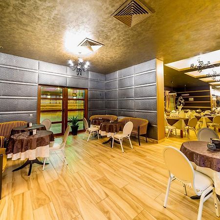 Hotel Complex Havana Tîrgu Ocna Dış mekan fotoğraf