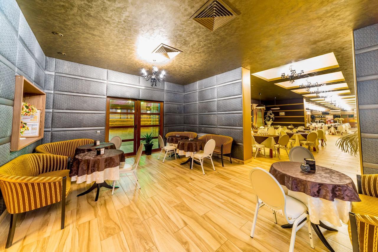 Hotel Complex Havana Tîrgu Ocna Dış mekan fotoğraf