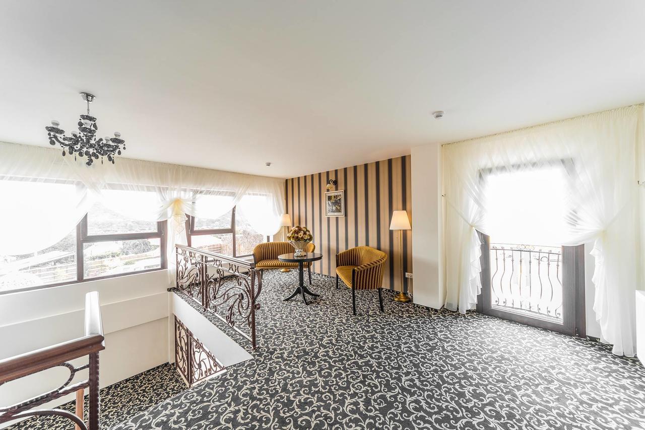 Hotel Complex Havana Tîrgu Ocna Dış mekan fotoğraf